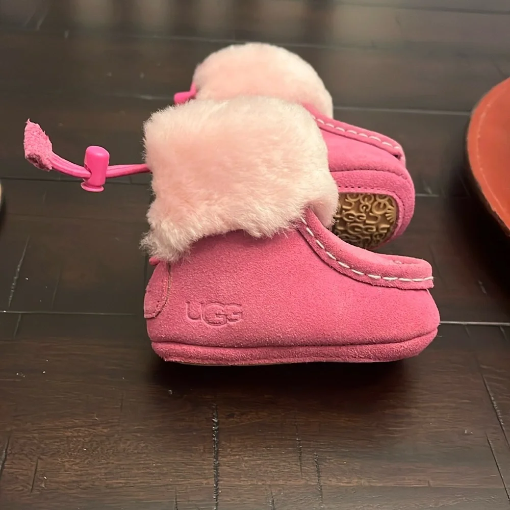Ugg Australia I Gage Infant Baby Booties Boots Girls Size 0/1 Shoes 0-6 Months